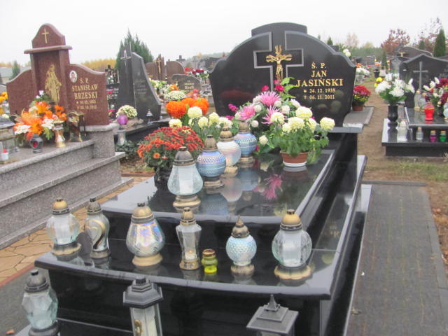 Grób JAN JASIŃSKI