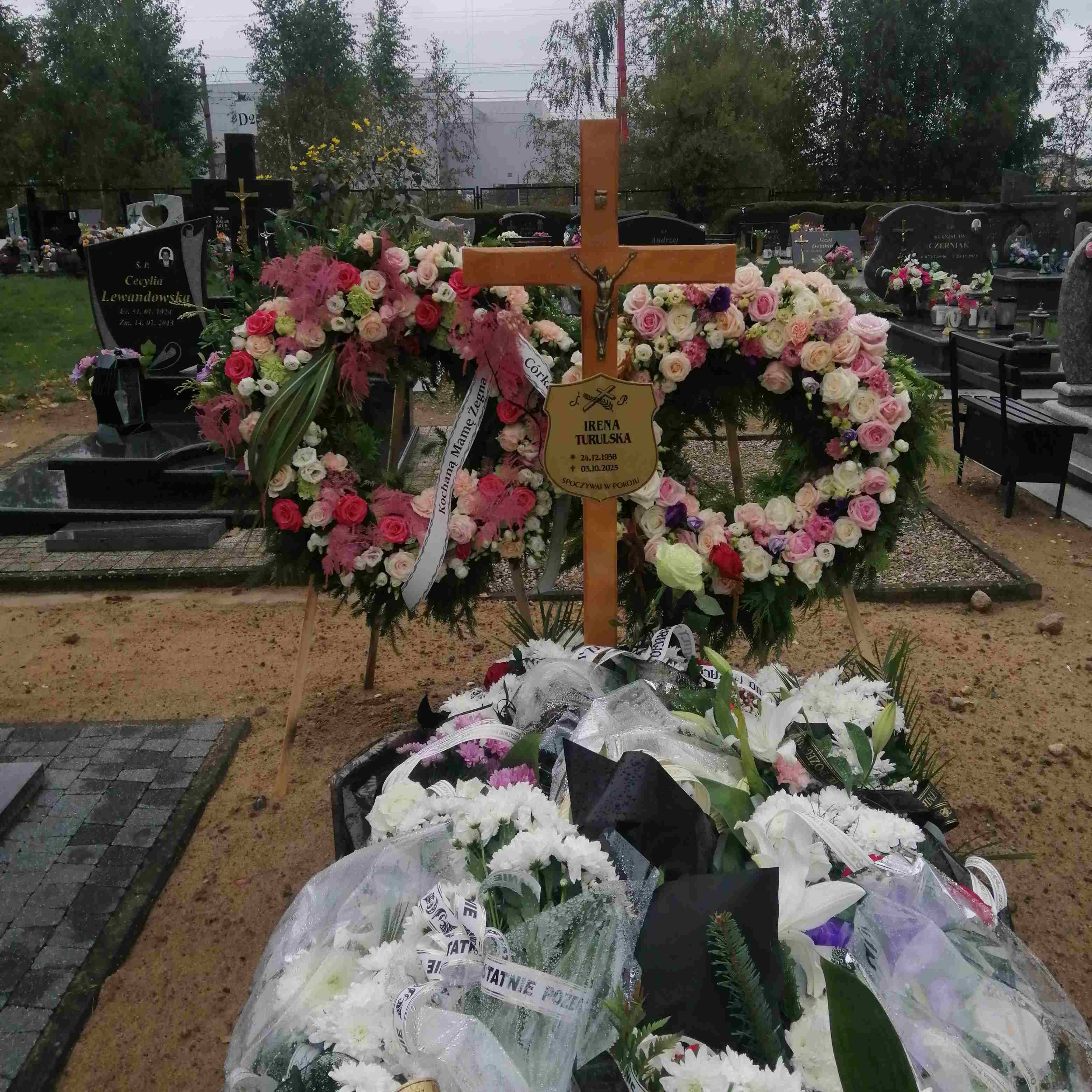 Grób IRENA TURULSKA