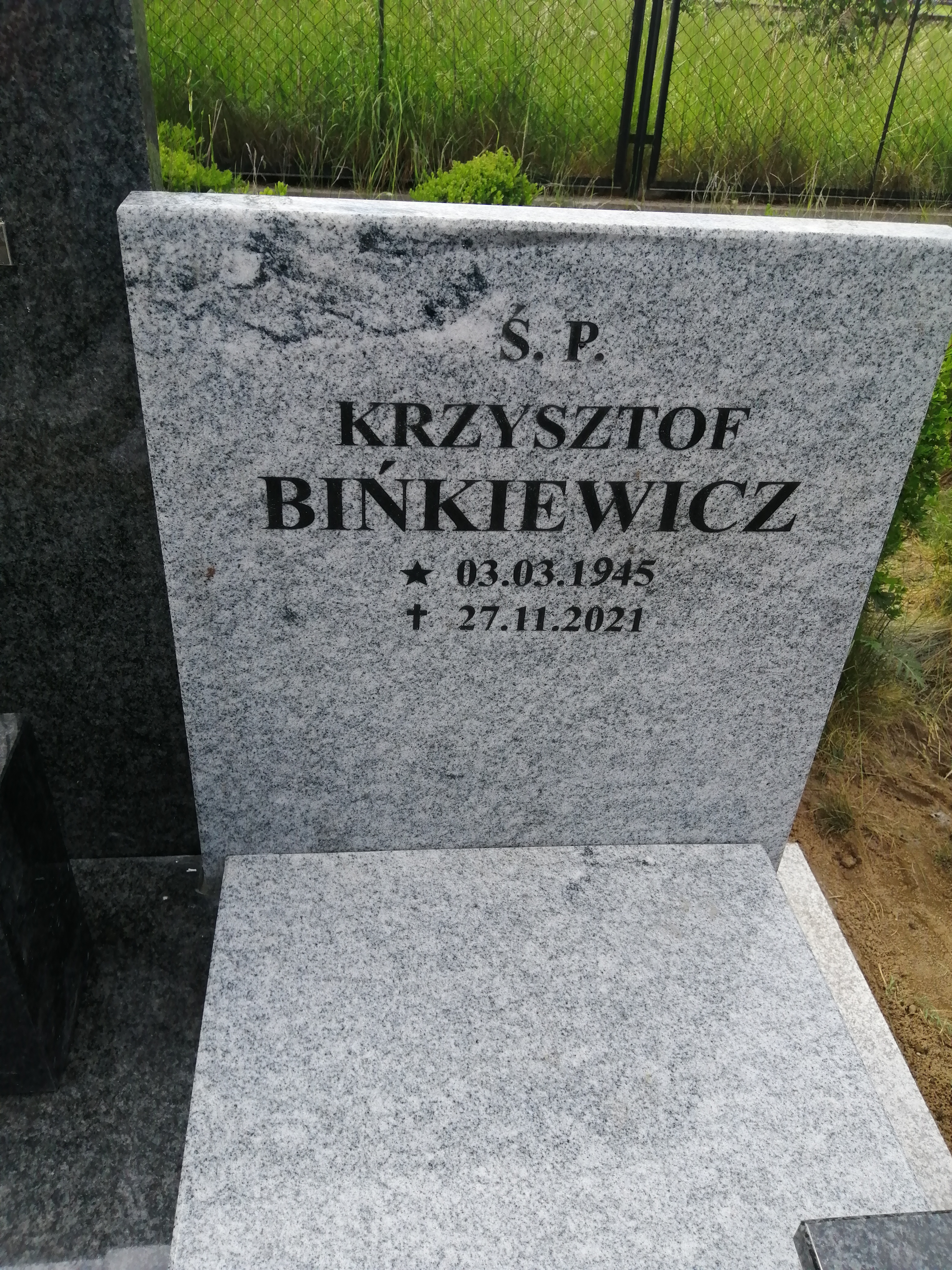 Grób KRZYSZTOF BIŃKIEWICZ